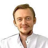 Врач Бахитов Руслан Рустамович