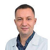 Врач Чесноков Максим Борисович