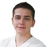 Врач Довбенко Дмитрий Сергеевич