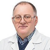 Врач Гусинин Сергей Егорович