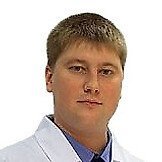 Врач Кленин Максим Романович