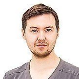 Врач Перевалов Евгений Андреевич