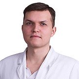 Врач Петров Кирилл Анатольевич