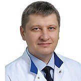 Врач Шалавин Василий Александрович