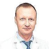 Врач Ушаков Николай Геннадьевич